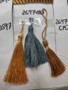 พู่ผ้าฝ้ายโพลีสีที่กําหนดเองสําหรับตกแต่งเสื้อผ้าสตรีหนังสือทําเครื่องหมายข้อเสนอขายส่ง - Product Image 4