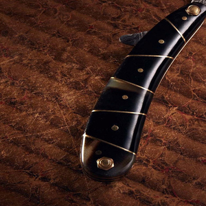 Herramienta de corte de pelo DIY personalizable para hombres, hecha a mano, acero de Damasco, peluquero clásico, hoja única, producto de cuerno OEM - Product Image 2