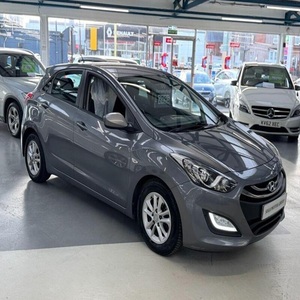 HYUNDAI I30 2013 USADO, Volante a la Izquierda/Derecha - Product Image 1