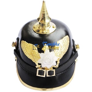 เยอรมัน Pickelhaube เกราะหนังหมวกกันน็อคยาวแฮนด์เมดอาเกตโลหะยุคกลางเบาเรียสวมใส่เครื่องแต่งกายฮาโลวีน - Product Image 1