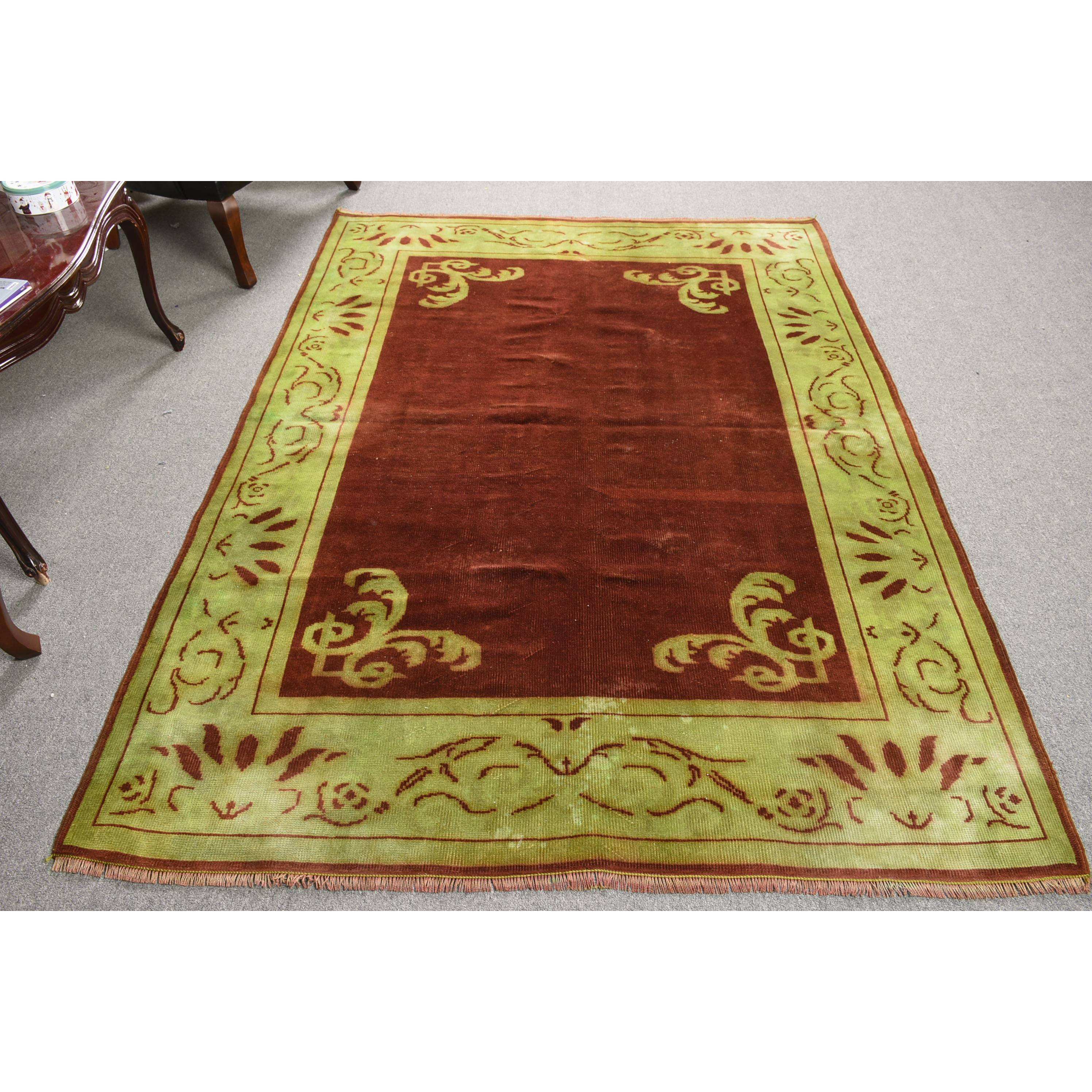 สีน้ำตาล