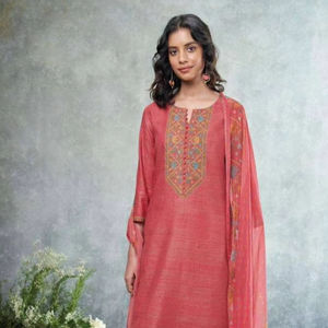 Premium tejido sólido bordado Salwar Kameez catálogo completo disponible a precio mayorista ideal para ropa de fiesta - Product Image 1