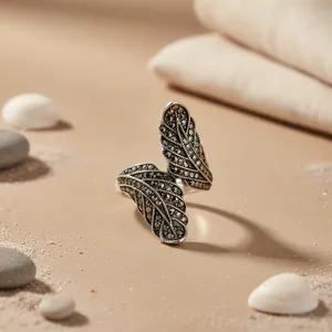 Bague ART PALACE Feuille Marcasite Vintage en Argent 925 pour Femme - Cadeau Tendance & Taille Unique Origine Rajasthan - Product Image 2
