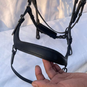 Brida de Cuero de Lujo para Caballo con Diadema de Pedrería |   Brida Ecuestre Inglesa al por Mayor - Product Image 2