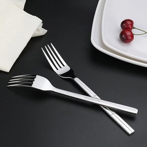 Hot Sale Metal <b>Fork</b> with Stylish Handle For Home Hotel Restaurant Use in Low Price - Product Image 4