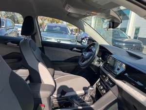 Usado 2024 Volkswagen Taos S AWD - Product Image 5