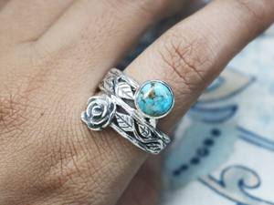 Anillo de Plata de Ley 925 con Turquesa Ostra Hecha a Mano con Diseño de Flor para Mujer - Product Image 4