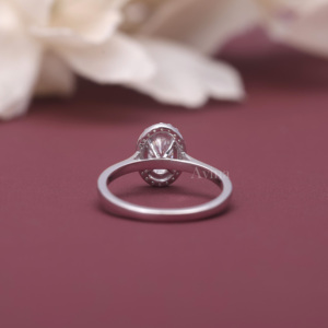 Anillo de compromiso con halo de diamantes ovalados cultivados en laboratorio, certificados por IGI, en oro blanco/rosa y amarillo de 18 quilates, con corte ovalado, para mujer. - Product Image 3