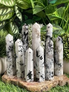 Piedra Lunar Arcoíris Natural de la Mejor Calidad para Diseñadores de Joyas, Sanación Espiritual y Accesorios de Lujo Disponibles en Oferta - Product Image 4