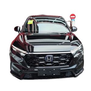 Vehículo familiar usado 2024, estilo SUV compacto, opción completa, estilo VI, alta especificación, en buen estado. - Product Image 1