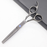 Kit de barbier professionnel de haute qualité en acier inoxydable durable avec un ensemble de ciseaux et de ciseaux à cheveux