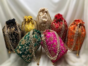 Embroidered Purse Potli <b>Bag</b>, Clutch Indian Wedding, Haldi Mehendi Sangeet Gift, Party <b>Bag</b>, Favor <b>Bag</b>, Cases, Make up Gift <b>Bag</b> - Product Image 4