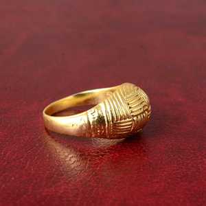 Bague en laiton tendance pour homme, plaquée or 18 carats, style signet géométrique, minimaliste, texture tressée épaisse, Vente en gros/OEM/ODM - Product Image 6