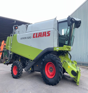 Claas Lexion 520 Combine <b>Harvester</b> 260HP Grain <b>Harvester</b> Agricultural Harvesting Machine for Sale - Product Image 1