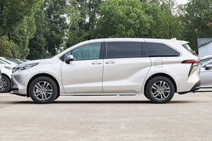 Vehículo Utilitario Deportivo Híbrido Automático E-Four Eléctrico 4x4, 245 HP, Autonomía de +900 km, 6 Bolsas de Aire, Todoterreno, 7 Asientos - Product Image 6
