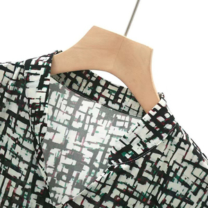 Precio bajo Camisas para hombre Blusas de moda 3 colores 100% Camisa de manga corta de seda 2025 - Product Image 4