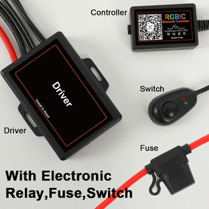 Kit d'éclairage LED à trois rangées de dessous de caisse RGBIC étanche à trois rangées pour voiture tout-terrain, voiture et camion. - Product Image 4