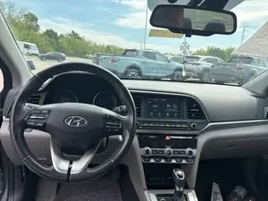 2019 Hyunda Elantra - Product Image 3