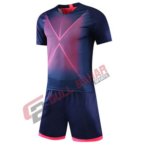 เสื้อฟุตบอลแบบแห้งเร็ว ระบายอากาศได้ดี ผลิตตามสั่ง ปี 2026 ผลิตจากโพลีเอสเตอร์ 100% พิมพ์ลายแบบซับลิเมชั่น พร้อมพิมพ์ชื่อทีม - Product Image 3