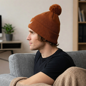 Gorro de Punto Unisex con Pompón, Color Sólido, Cálido para Invierno, Estilo Casual para Adultos, Circunferencia de Cabeza 56-58CM - Product Image 4