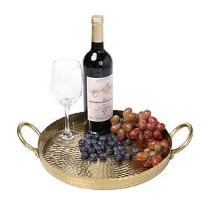 Plateau rectangulaire en métal écologique de luxe pour servir des collations et des desserts - Product Image 1