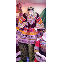 LES FEMMES MODESTES PORTENT DES ROBES DE STYLE AFGHANI AVEC PEINTURE ROBE TRADITIONNELLE DE STYLE AMÉRICAIN AVEC TRAVAIL FAIT À LA MAIN ROBE DE FÊTE DE MARIAGE