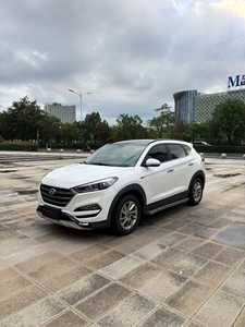Hyundai Tucson 2017 1.6T GLS, Tracción en Dos Ruedas, Transmisión Automática Inteligente - Product Image 4