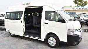 Toyota Hiace 2022 Eficiente, Autobús/Furgoneta, Impecable, Sin Accidentes, Mejor Precio, Precio Económico, Disponible para Pedidos al por Mayor - Product Image 3