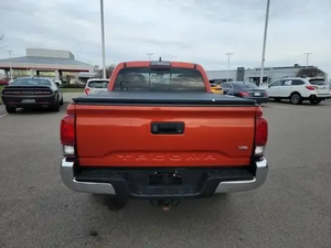 Auto Usado Tacoma SR5 2022, Listo para Conducir, Autonomía de 601-700 km, Potencia de 150-200 kW, Torque de 500 Nm, Bajo Kilometraje, Sin Accidentes - Product Image 3