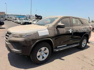 Nuevo/Usado TOYO-TA FORTUNE 2026 2.4L 3.0L Diésel Automático 4x4 SUV Techo Solar Asientos de Cuero Oscuro 6 Plazas 24000km 360 - Product Image 4