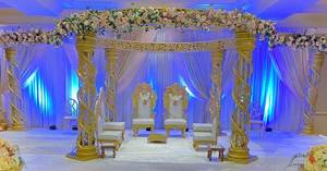 Mandap de mariage style paisley, mandap de mariage style paon doré en FRP, mandap de mariage en fibre style sri-lankais, décoration de mandap, New York - Product Image 6