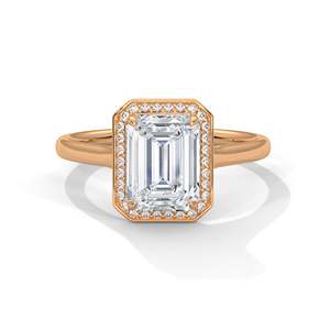 Bague de fiançailles avec halo de diamants de laboratoire taille émeraude, 2 carats, clarté VVS, or massif rose, jaune ou blanc, style vintage - Product Image 3