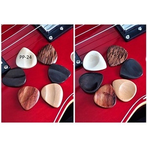 Púas de Guitarra Personalizadas de Cuerno de Búfalo para Música Personalizada, Púas de Guitarra de Cuerno de Buey para Guitarra Acústica, Se Aceptan Logotipos Personalizados - Product Image 2