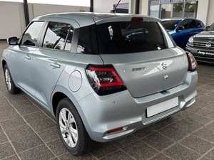 Suzuki Swift 1.2 GL+ AUTO Usado 2024 - Product Image 2