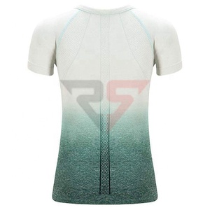 Nouvelle sublimation de marque pour femmes imprimée avec un design personnalisé et des t-shirts de sublimation pour femmes - Product Image 6