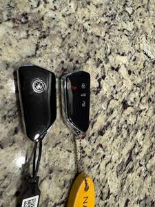 PRÊT À EXPÉDIER - VÉHICULE D'OCCASION CONDUITE À GAUCHE |   Conduite à droite |   2024 V O L K S W A G E N GTI 380 S |   3800 MILES, boîte manuelle 6 vitesses - Product Image 6