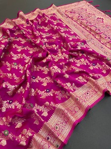 Sari en soie douce de style indien Banarsi avec un chemisier fantaisie, tenue de fête exclusive pour mariage, vêtements ethniques pour femmes les plus vendus - Product Image 4