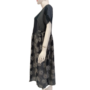 Venta al por mayor de las mujeres del Vintage vestido casual negro lindo patrón simple modelo natural cintura botón lavable para uso diario - Product Image 4