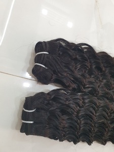 Stock prêt à expédier de cheveux indiens vierges bouclés avec lace frontale et fermetures extensions de cheveux humains armure de cheveux Remy de qualité naturelle - Product Image 4