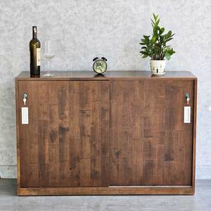 Vitrine à portes coulissantes KTB68177 au design moderne, 120x37x80cm, en bois de caoutchouc - Product Image 3