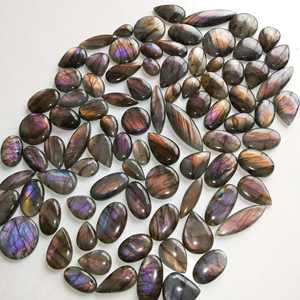 คริสตัลลาบราโดไรต์สีม่วงไฟ ดอร์เจมส์ แบบคาโบชอง แท้ ทำด้วยมือ คริสตัลบำบัด คริสตัลธรรมชาติจากราชสถาน - Product Image 3