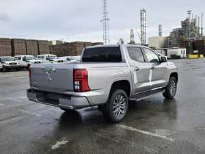 Camioneta Usada Totalmente Equipada, Limpia, Mitsubishi L200 <span class=keywords><strong>Triton</strong></span> Sportero 2024, 2.4L Turbo Diésel, Lista para Enviar - Product Image 2