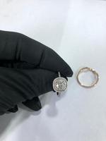 Bague de fiançailles et de mariage classique en or rose 14 carats avec double halo de diamants de laboratoire taille brillant, sertissage micro-pavé, tige fendue, certifiée IGI