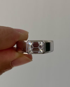 Bague pour homme en or 10 carats avec diamant rond cultivé en laboratoire Bague fine élégante à porter au quotidien Meilleure bague pour homme et son utilisation Cadeau Fête Mariage - Product Image 3