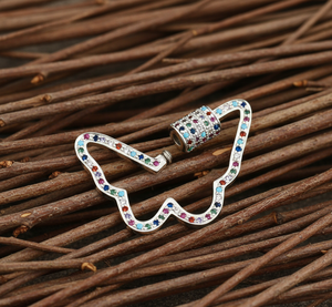 Breloques en argent sterling 925 avec fermoir papillon multi-couleurs en CZ avec options de placage pour pendentif unisexe - Product Image 2