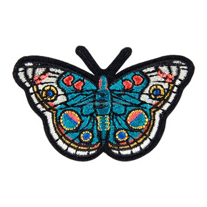Etiquetas de cuero de alta calidad Hierro en parches para prendas Lavable Nueva forma de mariposa colorida/Tela de sarga adhesiva merrow border - Product Image 1