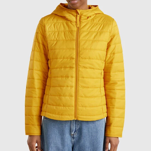 Venta de chaquetas acolchadas para mujer Chaquetas acolchadas para mujer con logotipo personalizado Chaquetas acolchadas para mujer de buena calidad - Product Image 1