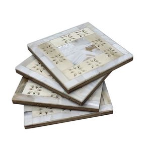 Posavasos de metal con diseño real antiguo que agrega una lujosa experiencia de servicio de café que impresiona a los invitados durante eventos especiales - Product Image 3