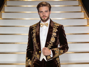 Traje de Etiqueta para Hombre en Terciopelo Verde Esmeralda con Bordado Dorado, Traje de Novio Personalizado para Boda - Product Image 3