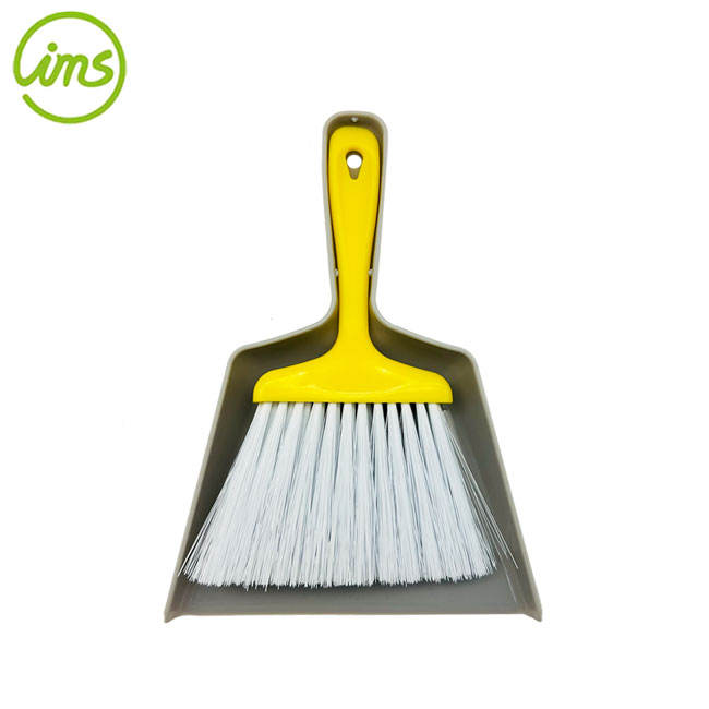 สีเหลือง